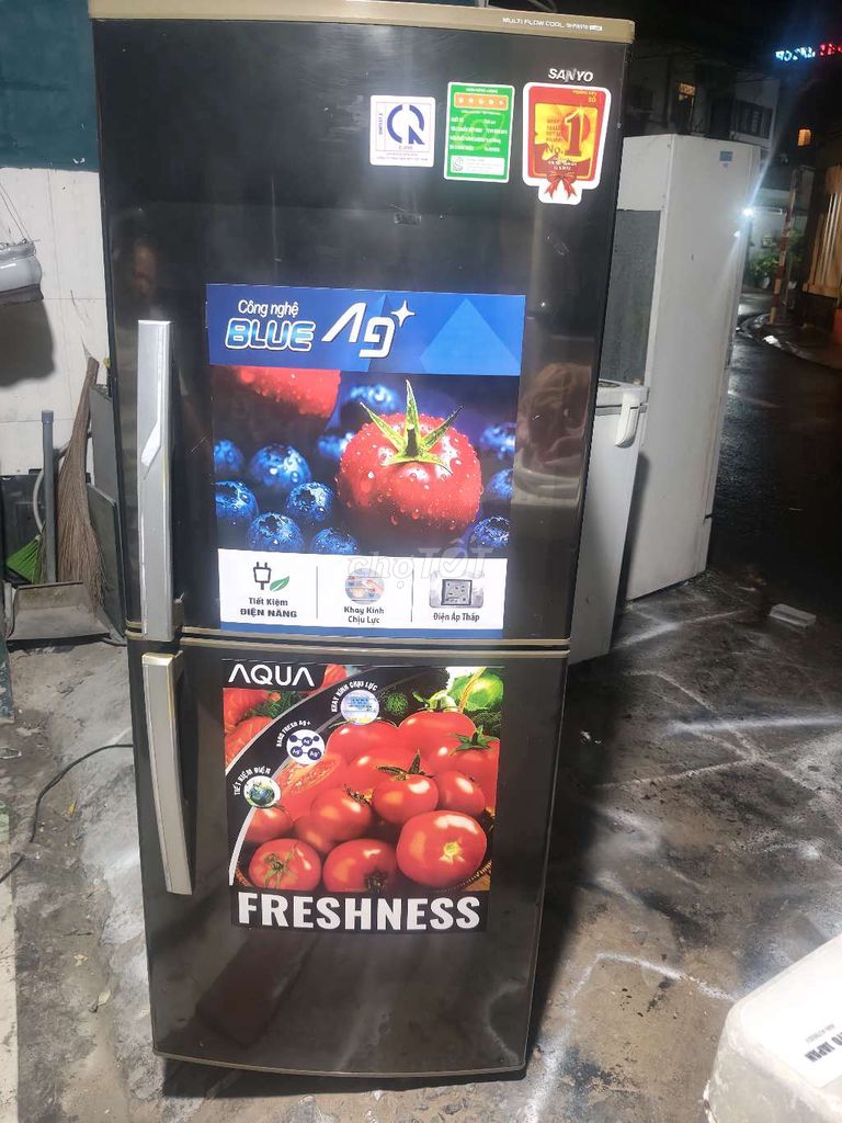 Tủ lạnh Sanyo Aqua 275L ngăn đá dưới . Mua bán Tủ lạnh tại Huyện Hóc Môn Tp Hồ Chí Minh được đăng bởi long hình 1