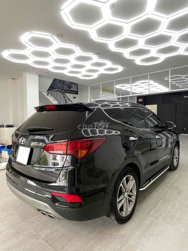Hyundai Santa Fe 2018 2.4L 4WD - 63000 km. Mua bán Ô tô tại Quận 8 Tp Hồ Chí Minh được đăng bởi Thành Danh hình 6