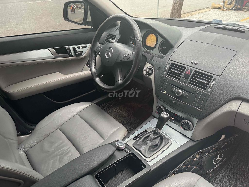Mercedes Benz C230 sx 2008 xe đẹp nguyên zin. Mua bán Ô tô tại Quận Cẩm Lệ Đà Nẵng được đăng bởi Huy Vân Hưng Auto Đà Nẵng hình 9