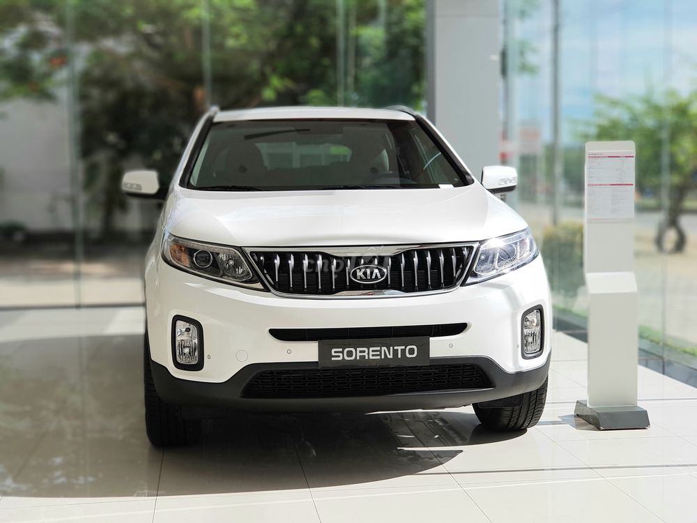 Giá xe Kia Sorento 2019 mới giá 799 triệu. Trao đổi: 0932444736