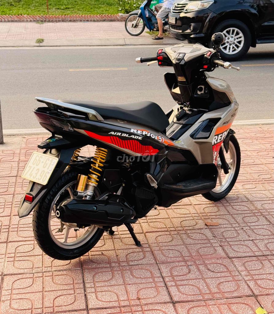 honda ab 125cc xám xi măng xe máy zin nguyên bản. Mua bán Xe máy tại Quận Gò Vấp Tp Hồ Chí Minh được đăng bởi CHXM 86 chuyên bán xe trả góp hình 6