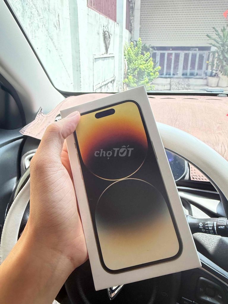 Apple iPhone 14 Pro 128GB Vàng. Mua bán Điện thoại tại Thành phố Biên Hòa Đồng Nai được đăng bởi Ngô Minh Thành hình 1