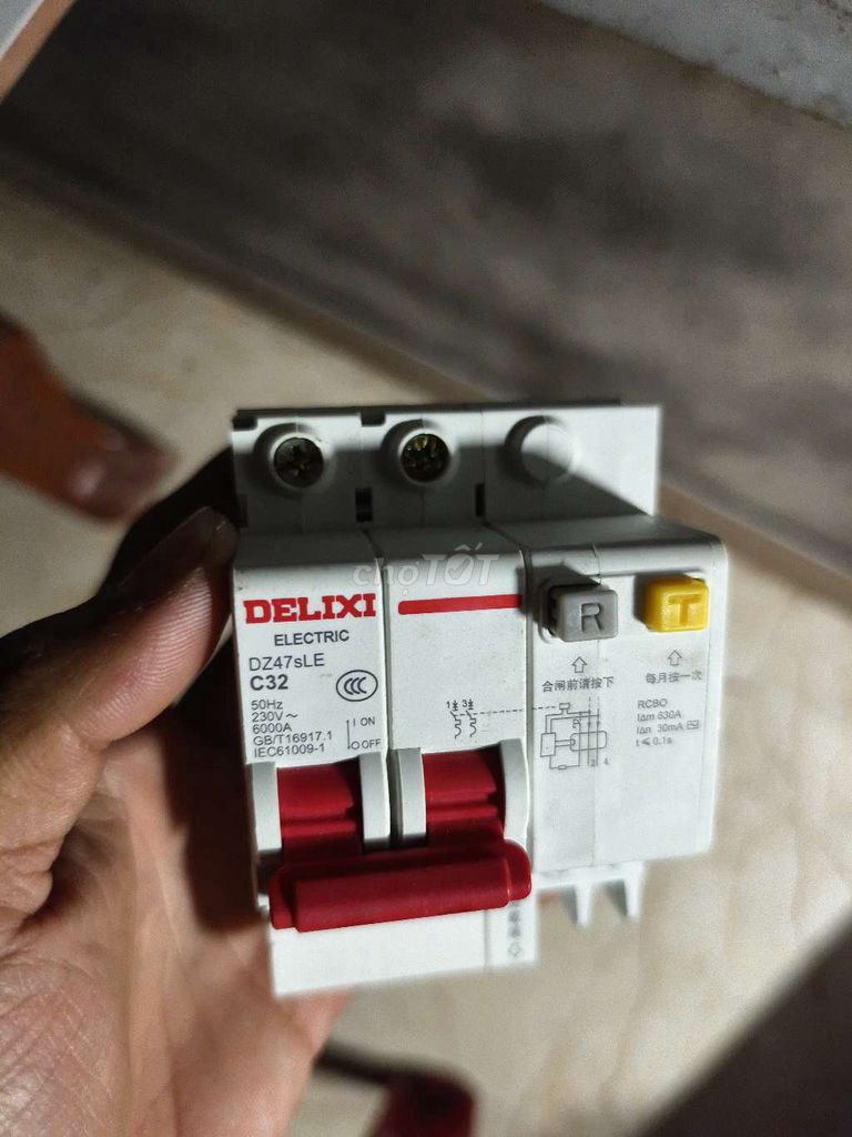 Thiết bị điện DELIXI ELECTRIC DZ47sLE C32 Trắng. Mua bán Đồ chuyên dụng, Giống nuôi trồng tại Thành phố Biên Hòa Đồng Nai được đăng bởi Trần Quang Khải hình 1