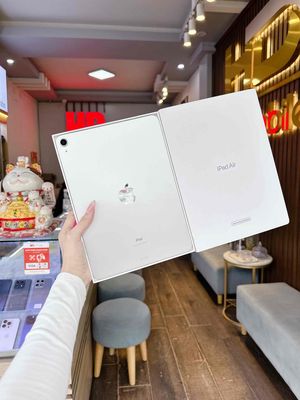 Ipad Air 4 64GB full box bản wifi sạc 7 lần. Mua bán Máy tính bảng tại Thành phố Đà Lạt Lâm Đồng được đăng bởi Choco Pie