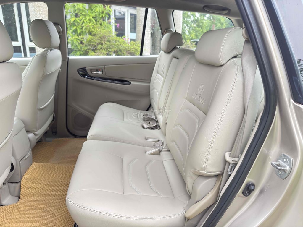 Toyota Innova E 2014 máy zin xe gia đình. Mua bán Ô tô tại Huyện An Lão Hải Phòng được đăng bởi anh hình 9