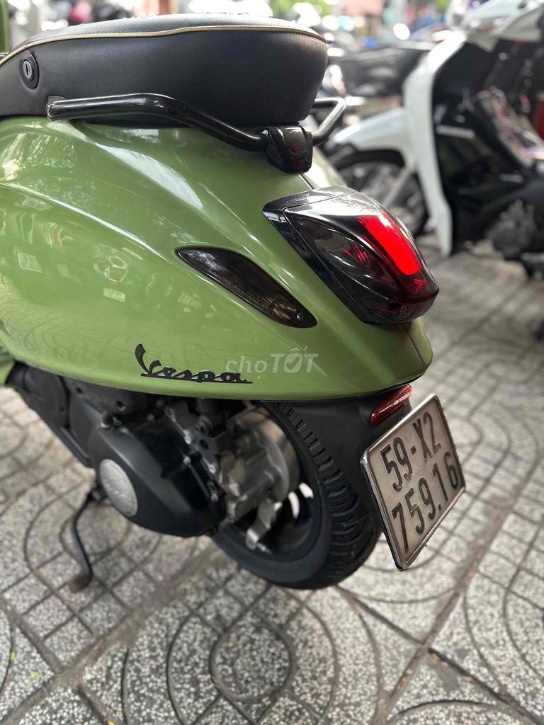 VESPA SRPINT 2015 chính chủ. Mua bán Xe máy tại Quận 8 Tp Hồ Chí Minh được đăng bởi XE MÁY TRÍ HÀ hình 5