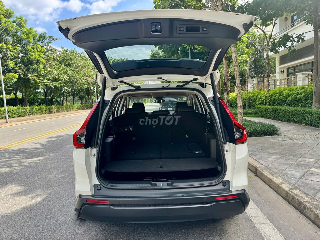 Honda CR V 2025 L - 10800 km. Mua bán Ô tô tại Quận Cầu Giấy Hà Nội được đăng bởi Hùng Eco Auto hình 18