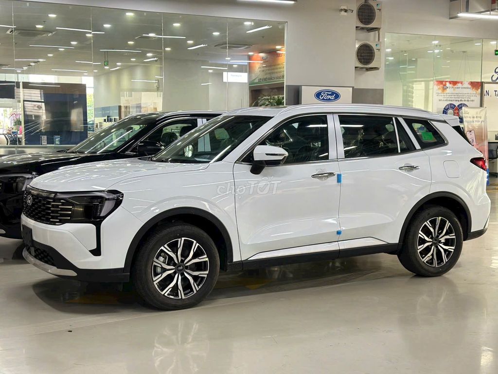 Ford Territory 2025 Titanium 1.5 AT - 1 km. Mua bán Ô tô tại Huyện Hòa Vang Đà Nẵng được đăng bởi Thảo Duyên Ford hình 1