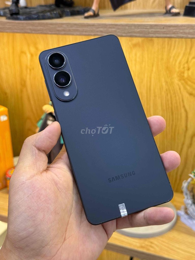 Samsung S25 ede 256GB Đen 2 sim 5G. Mua bán Điện thoại tại Quận 10 Tp Hồ Chí Minh được đăng bởi Hậu Lưu hình 1