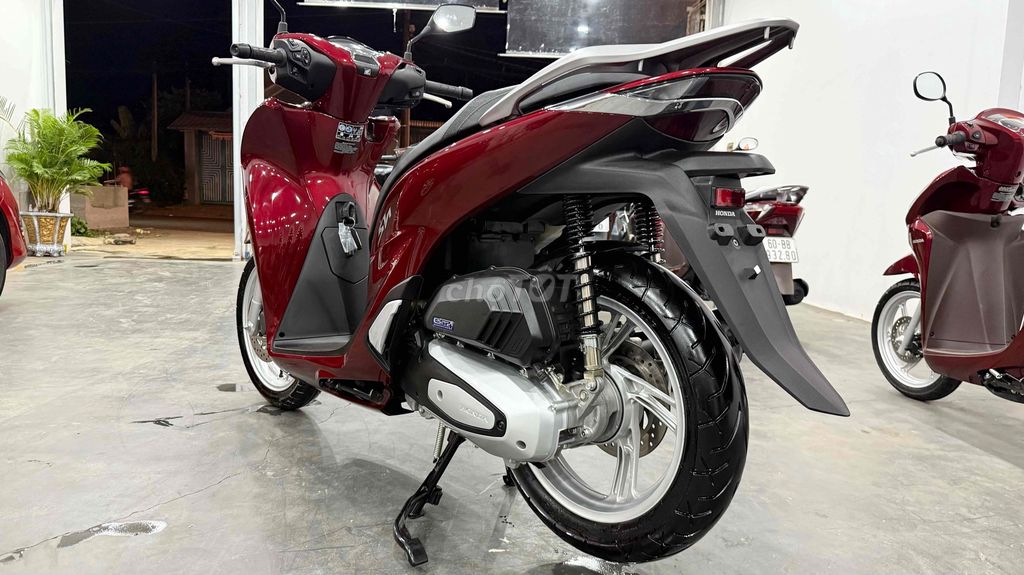 SH 150 CỌP ZIN LĂN BÁNH VÀI NGÀN ĐẸP NHƯ MỚI. Mua bán Xe máy tại Thành phố Long Khánh Đồng Nai được đăng bởi Cửa Hàng Xe Máy Cũ Thành Phát Đồng Nai hình 6