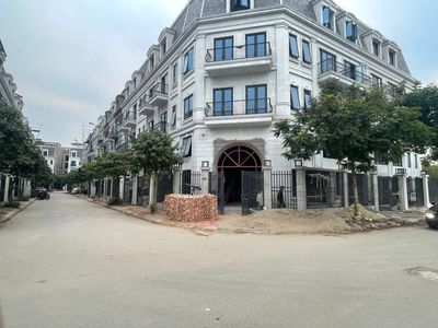 Townhouse in Đông Anh