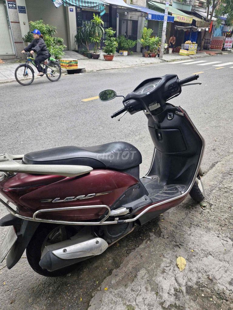 Honda Lead 2013 Красно-Черный