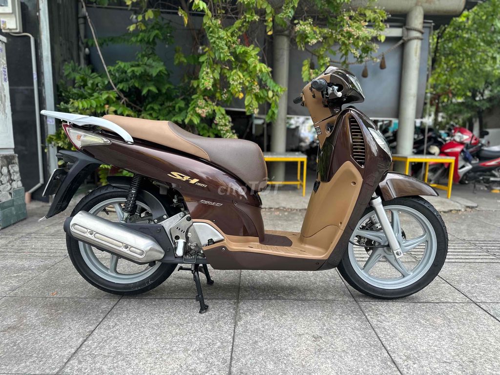 sh 150i nhập Ý 2008 number one zin bstp ngây chủ. Mua bán Xe máy tại Quận Tân Phú Tp Hồ Chí Minh được đăng bởi VÕ MINH HẬU hình 1