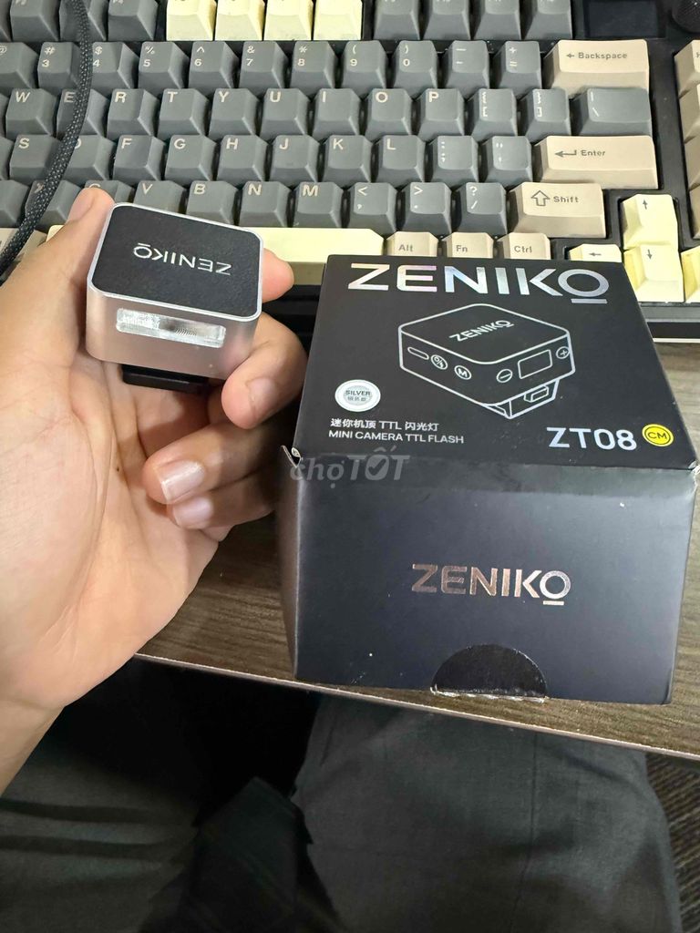 Đèn flash Zeniko ZT08 for canon R50, R50V,…. Mua bán Máy ảnh, Máy quay tại Quận Đống Đa Hà Nội được đăng bởi Văn sĩ hình 1