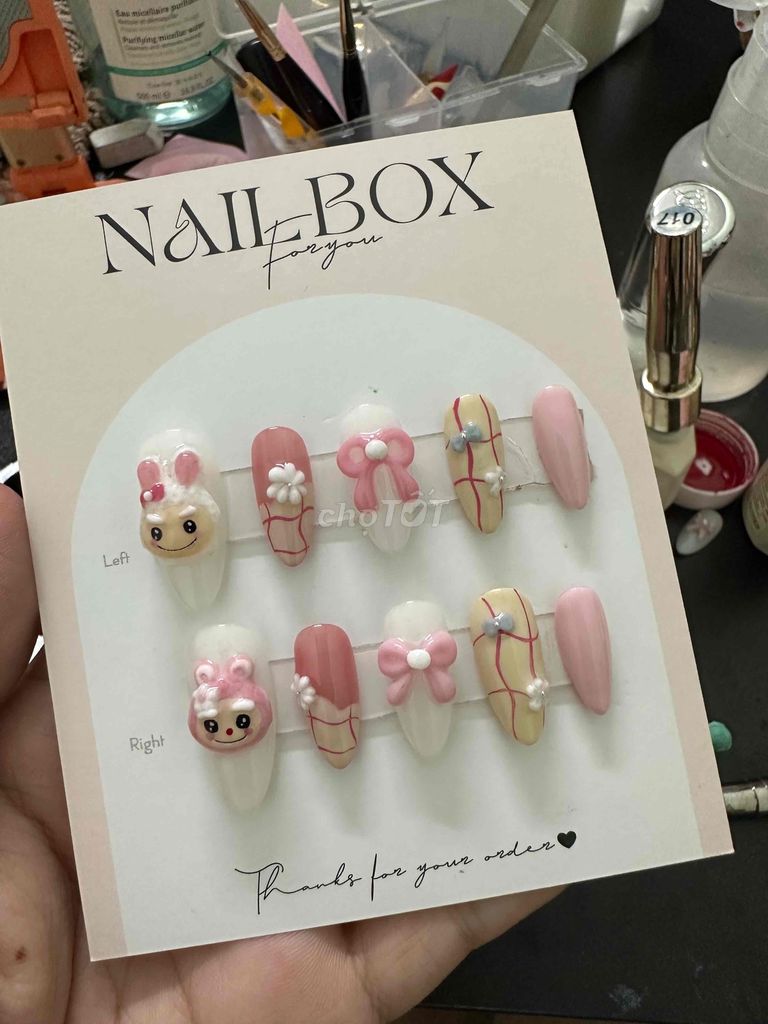 nailbox