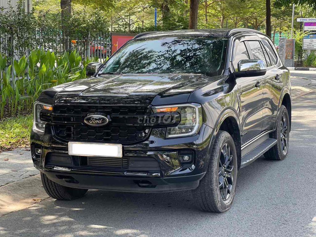 Ford Everest Sport 2024 siêu cọp