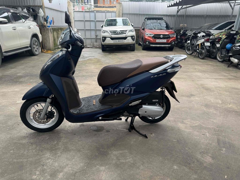 продается Honda Lead 125 серый зеленый дневной свет 2020 BSTP