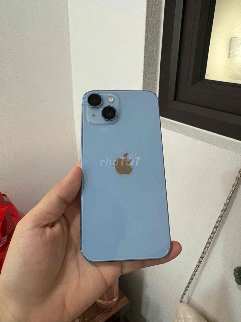 Bán lại iPhone 14 128GB quốc tế cho ai cần. Mua bán Điện thoại tại Quận Tây Hồ Hà Nội được đăng bởi luư niệm hình 1