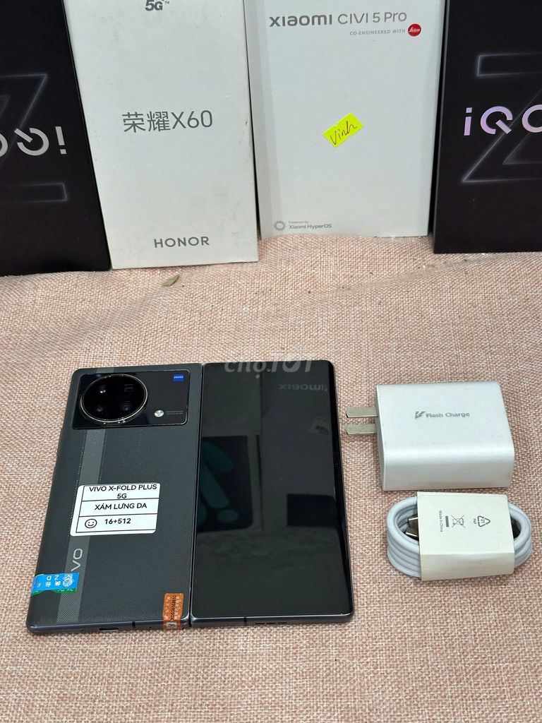 Vivo X Fold Plus 5G 12/512 Xám sạc 80w có ship COD. Mua bán Điện thoại tại Quận Hoàng Mai Hà Nội được đăng bởi Trần Ngọc Hiếu hình 1