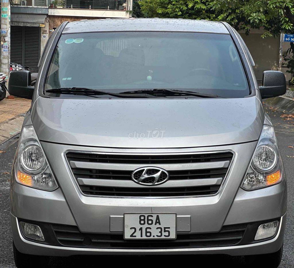 Hyundai Starex máy dầu 2017 9 Chỗ - Gia đình dùng. Mua bán Ô tô tại Quận Bình Tân Tp Hồ Chí Minh được đăng bởi Xe Hồng Minh hình 1