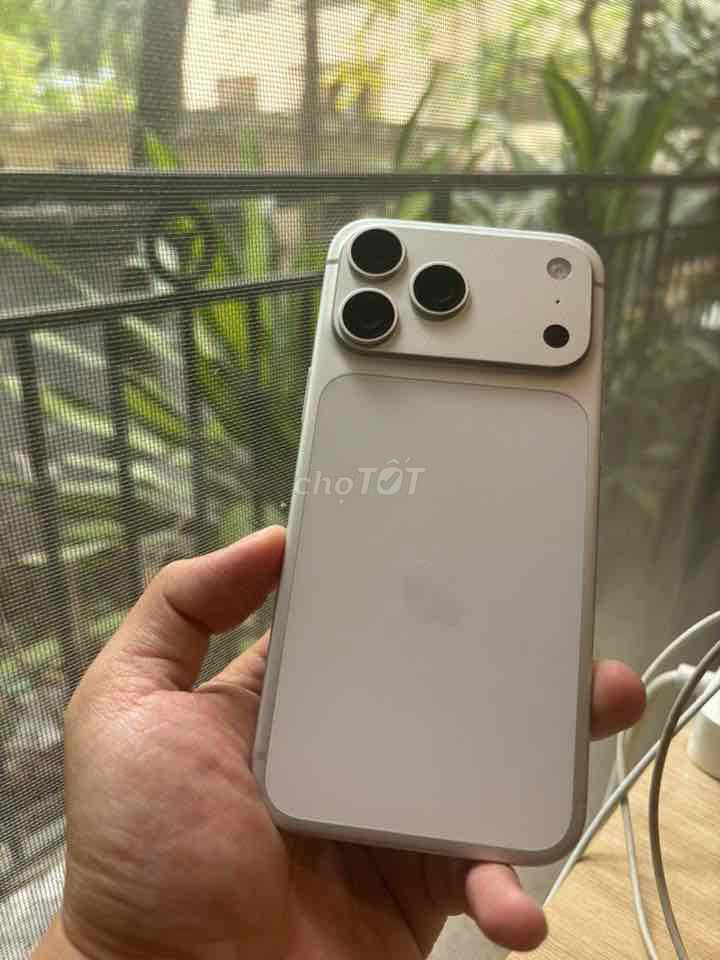 17 Pro Max 256GB Bạc Lock đã độ esim pin 100. Mua bán Điện thoại tại Quận Ba Đình Hà Nội được đăng bởi Phan Đang hình 1