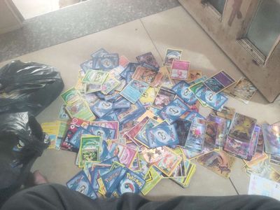 Thẻ bài Pokemon Giấy còn đẹp sưu tầm 