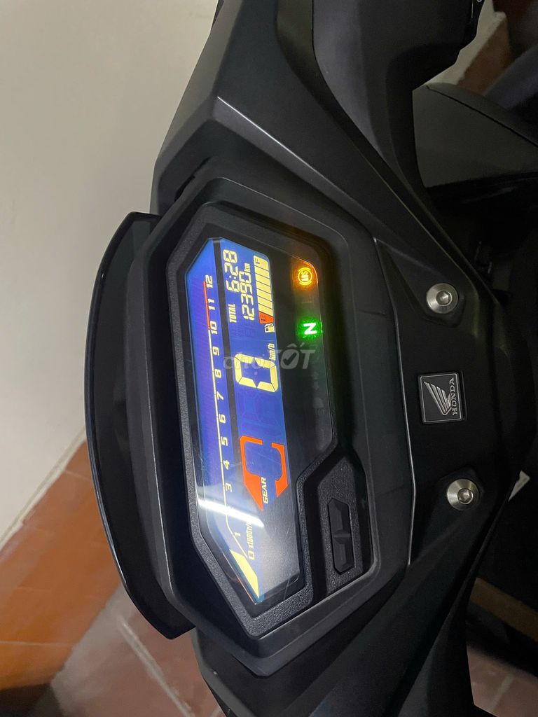 Смарт-ключ Honda Winner X ABS, черное золото, 12 000 км