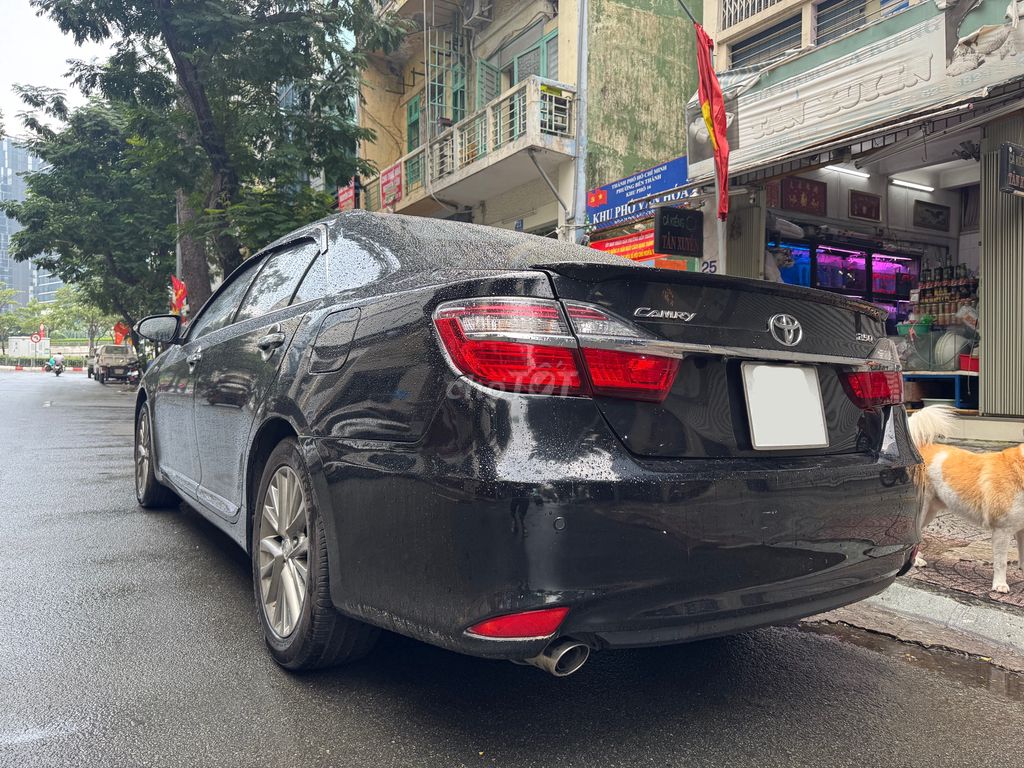 Toyota Camry 2.5Q 2015 Черная 43 000 км