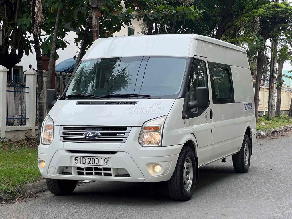 Ford Transit tải Van 2016 880KG 6 chỗ lưu thông TP