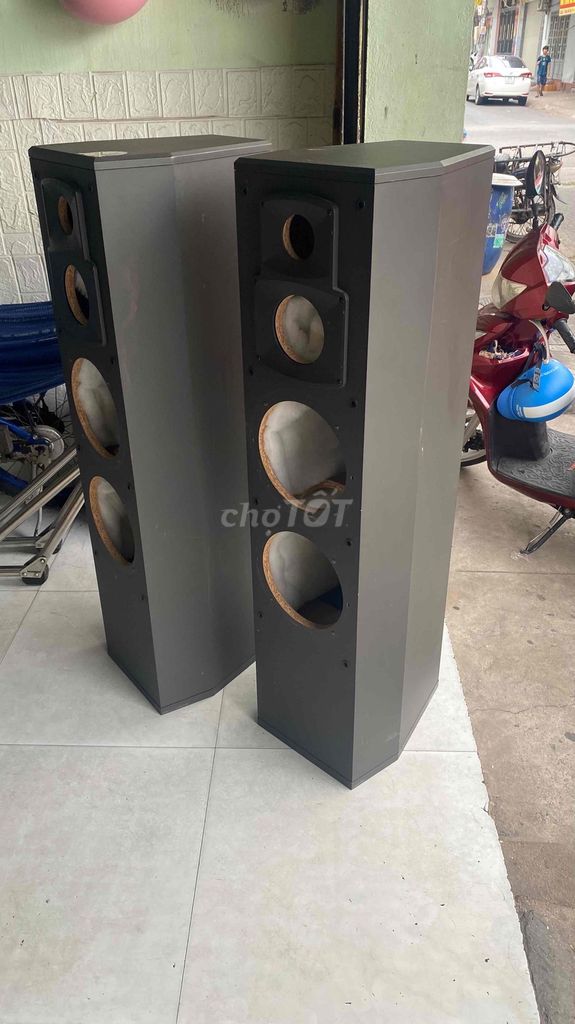 Vỏ loa Paramax  4 bas 20cm. Mua bán Tivi, Âm thanh tại Thành phố Thủ Đức Tp Hồ Chí Minh được đăng bởi Nguyễn Toàn  hình 1