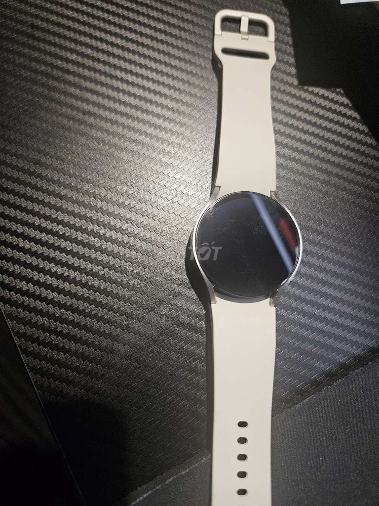 Samsung Watch 6 40mm Trắng. Mua bán Thiết bị đeo thông minh tại Quận Cầu Giấy Hà Nội được đăng bởi Dũng hình 1