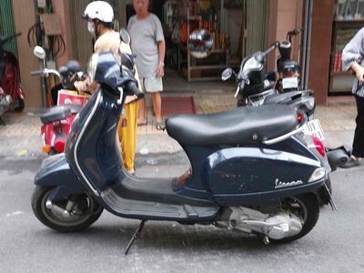 Vespa LX 125cc 2009 Chính chủ bán 5triệu. Mua bán Xe máy tại Quận 11 Tp Hồ Chí Minh được đăng bởi TRUNG