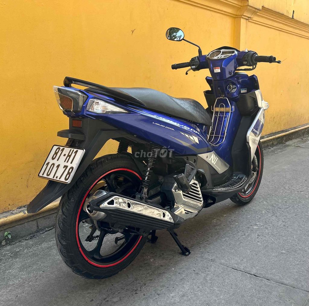 Nouvo 6 đẹp, máy êm thì thầm bao vọt. Mua bán Xe máy tại Quận 8 Tp Hồ Chí Minh được đăng bởi Quân  hình 4