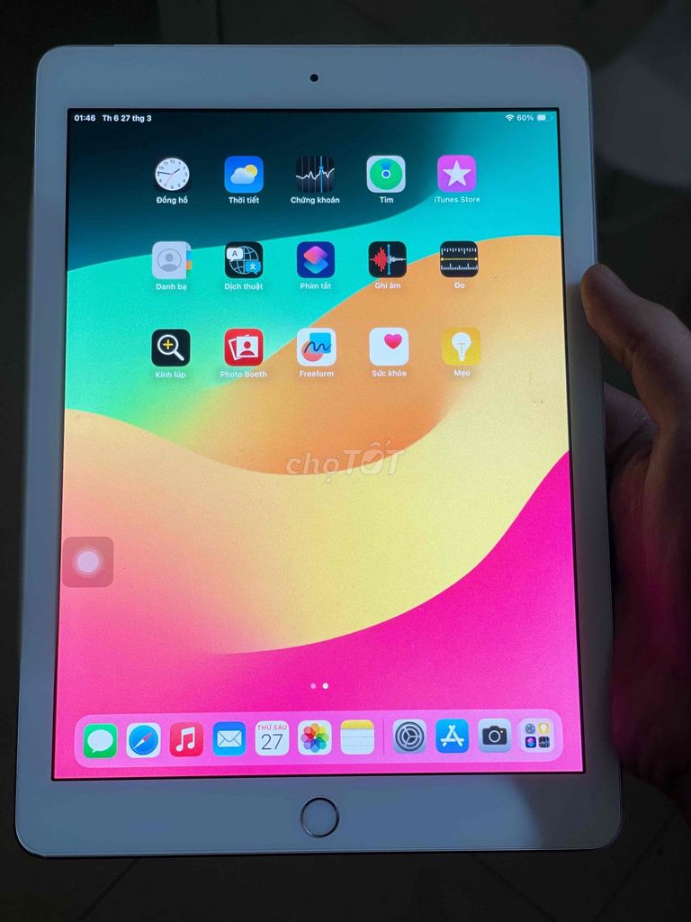 iPad Gen 6 9.7 inch bạc, 32GB, Quốc tế. Mua bán Máy tính bảng tại Thành phố Hòa Bình Hòa Bình được đăng bởi Hoàng Tường hình 1