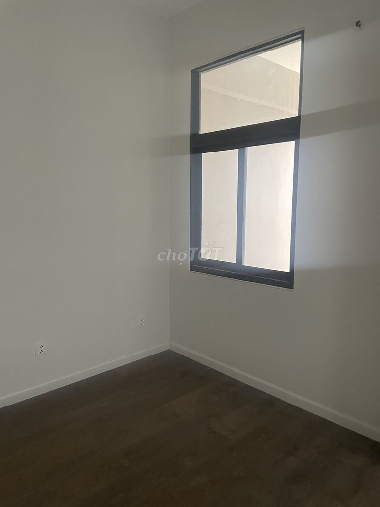 Cho thuê căn hộ Opal Skyline 2 phòng ngủ giá 5tr, bao phí quản lý