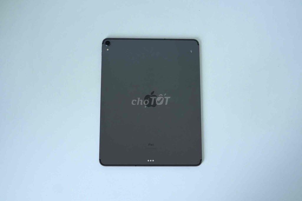 Apple iPad Pro 12.9 Gen 3 1TB Xám 5G. Mua bán Máy tính bảng tại Quận 3 Tp Hồ Chí Minh được đăng bởi Hoàng Dũng hình 1