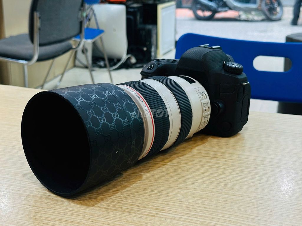 Máy ảnh Canon 6D Mark II 70 300 L USM. Mua bán Máy ảnh, Máy quay tại Quận Đống Đa Hà Nội được đăng bởi Thế Hoàng hình 1
