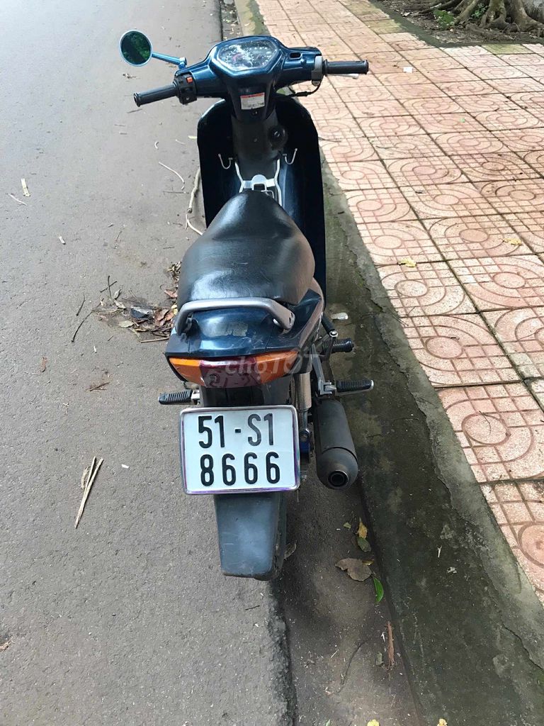 Kẹt tiền bán gấp cho anh em nào cần. Mua bán Xe máy tại Thành phố Buôn Ma Thuột Đắk Lắk được đăng bởi Quốc Lít hình 1