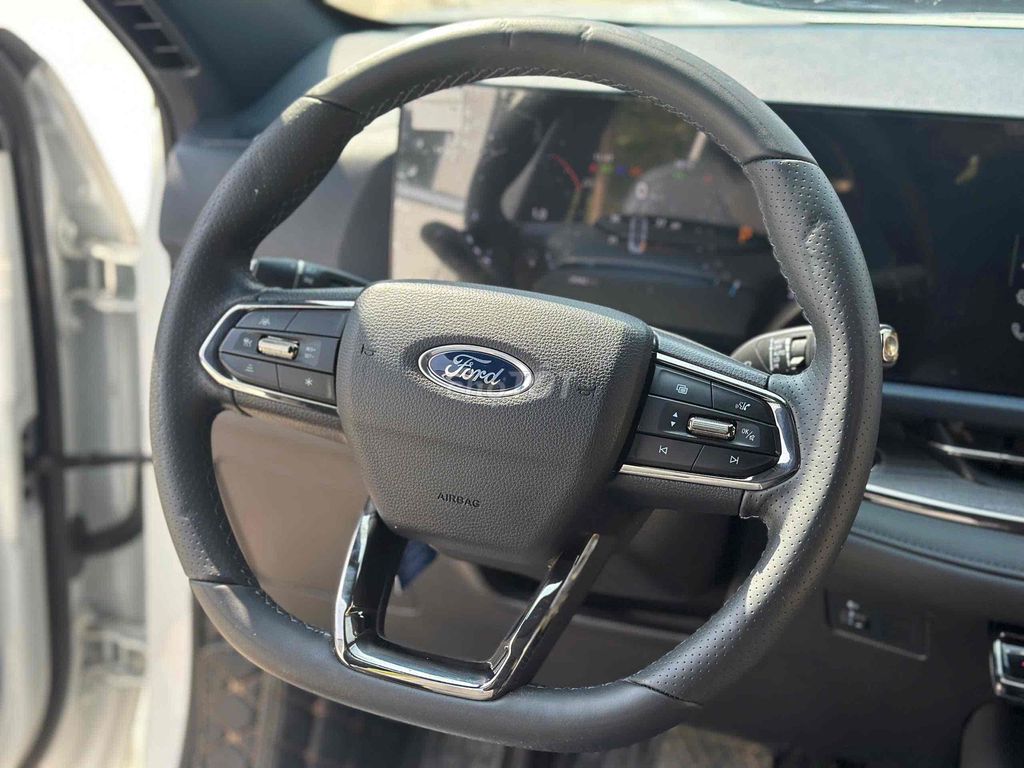 FORD TERRITORY TITANIUM SIÊU MỚI. Mua bán Ô tô tại Quận Long Biên Hà Nội được đăng bởi DUONGMINH AUTO  hình 10