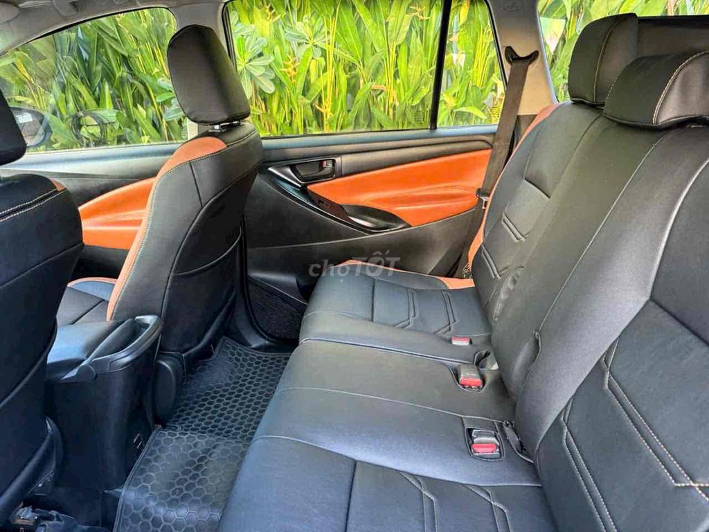 Toyota Innova 2020 2.0E - 90 km. Mua bán Ô tô tại Thành phố Vinh Nghệ An được đăng bởi Anh Hanh hình 3