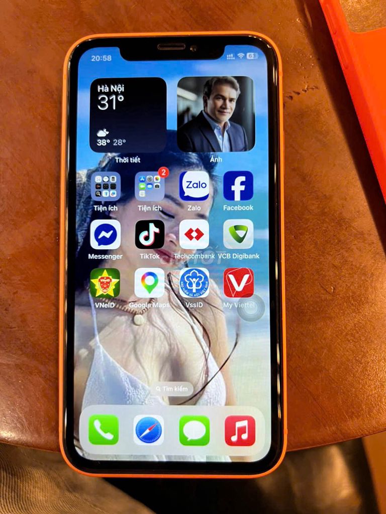 Apple iPhone XR 128GB Vàng độ 17PRO hót hít. Mua bán Điện thoại tại Quận Hai Bà Trưng Hà Nội được đăng bởi Gia Bảo Minh hình 1