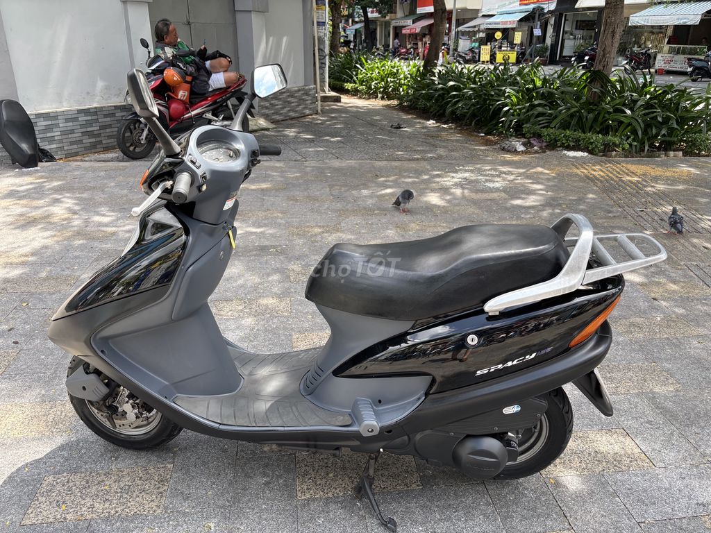 Bán xe Honda Spacy Nhật Bản 2004.. Mua bán Xe máy tại Quận 3 Tp Hồ Chí Minh được đăng bởi  Võ Thanh Hoàng hình 3