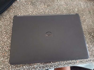 Laptop Dell Latitude màu đen. Mua bán Laptop tại Quận 12 Tp Hồ Chí Minh được đăng bởi Sơn Phạm