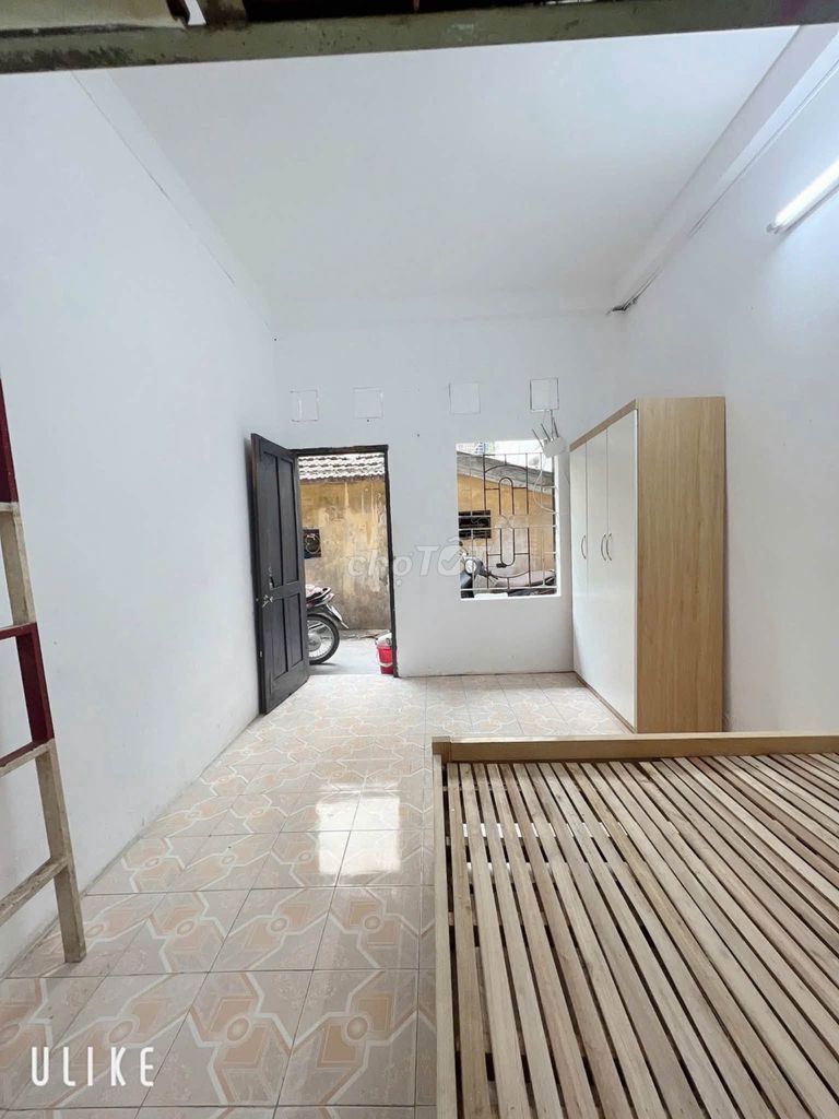 Cho thuê CCMN Đống Đa, 3.3 triệu, full nội thất