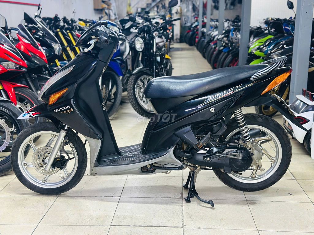 XE MÁY THỊNH PHÁT - CLICK 110 ĐEN HÀ NỘI MÁY ZIN. Mua bán Xe máy tại Quận Bắc Từ Liêm Hà Nội được đăng bởi XE MÁY THỊNH PHÁT XE LƯỚT GIÁ RẺ hình 2