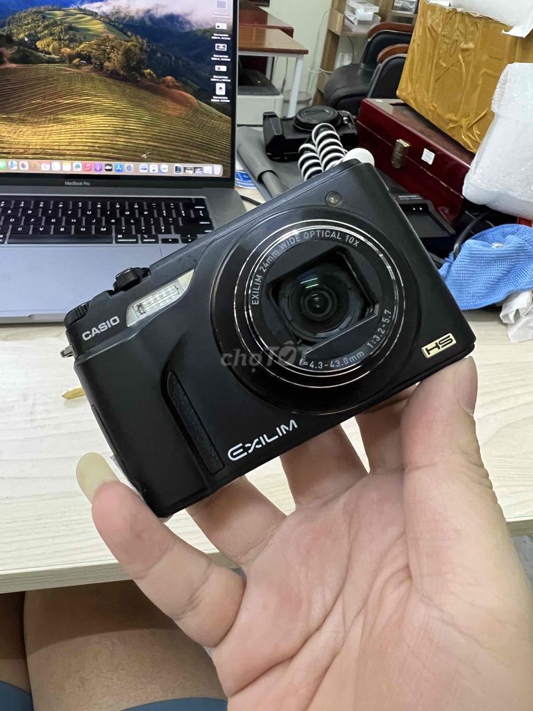 Máy ảnh Casio Exilim EX-H100 Lỗi nhẹ chụp ngon. Mua bán Máy ảnh, Máy quay tại Quận Cầu Giấy Hà Nội được đăng bởi Đỗ Kỷ hình 1