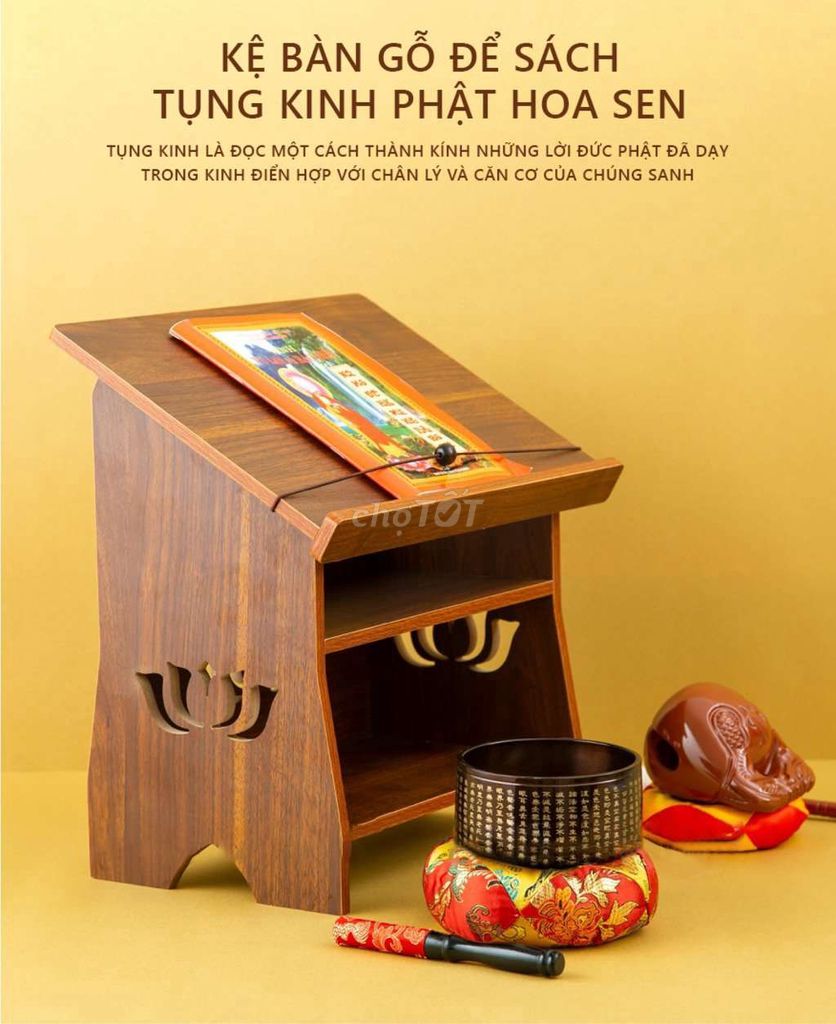 Kệ sách đọc kinh phật