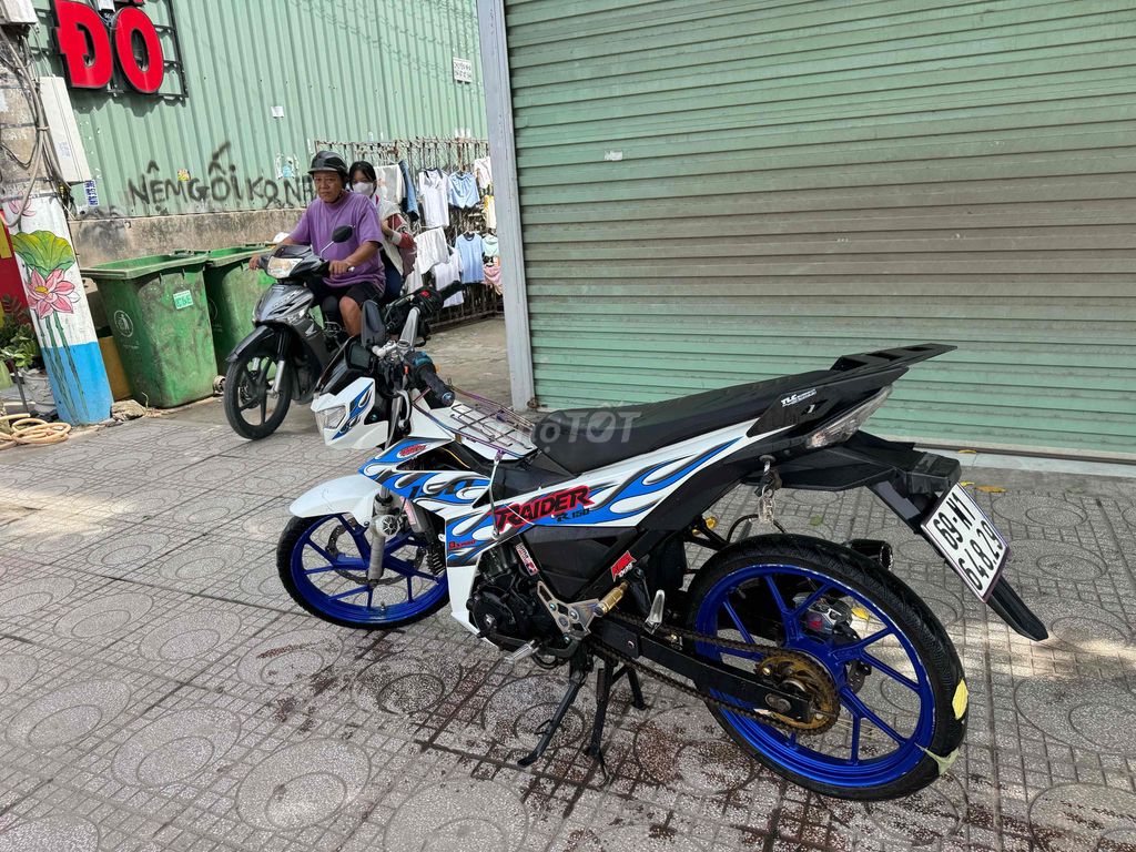 Suzuki Raider Fi 2020 Trắng xanh. Mua bán Xe máy tại Thành phố Thuận An Bình Dương được đăng bởi Ngân hình 3
