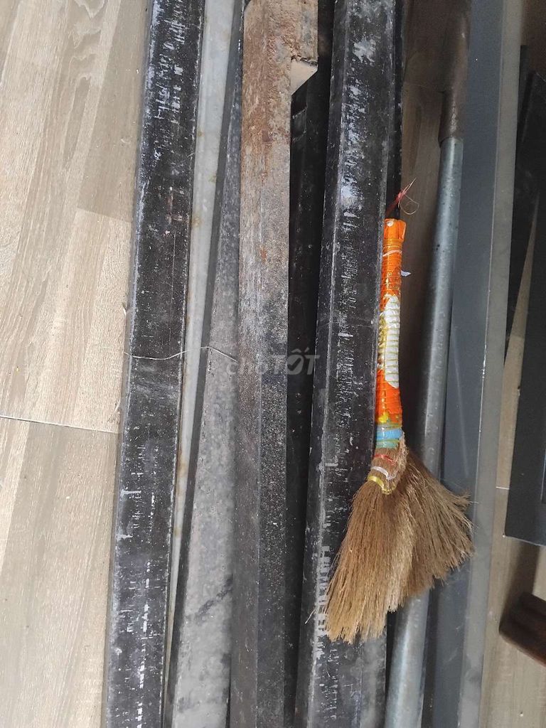 Sắt ống 3m - 5m 10 thanh. Mua bán Đồ chuyên dụng, Giống nuôi trồng tại Thành phố Phú Quốc Kiên Giang được đăng bởi Vườn Xanh nhà Tô hình 1