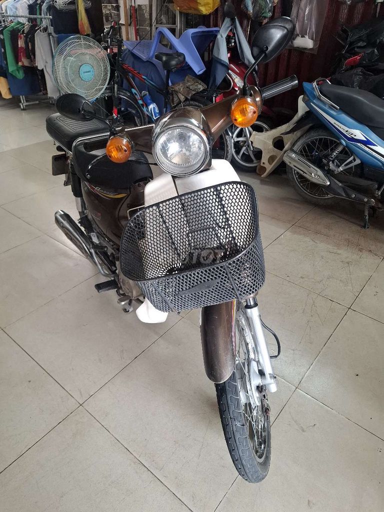 Daelim Cub Classic Nâu trắng. Mua bán Xe máy tại Thành phố Thủ Đức Tp Hồ Chí Minh được đăng bởi Sang Tran hình 5